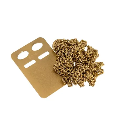 Diverse smycken, 18K guld, defekter, gravyr Vikt: 8,4 g