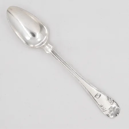Dessertsked, modell Gammal Fransk, längd 15cm, graverad, silver 830/1000 Vikt: 22,9 g