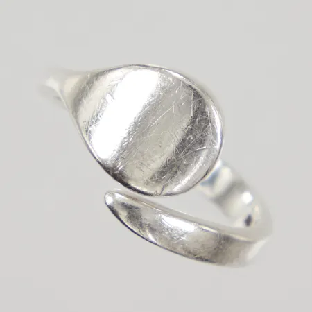 Ring Efva Attling "Tears", stl 19¼, bredd 3-23mm, Silver 925/1000 Vikt: 5 g