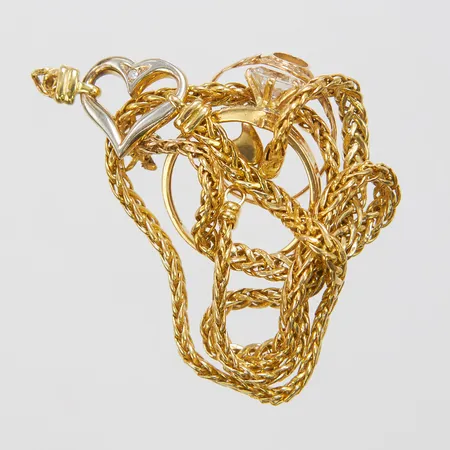 Diverse guld, defekt, skadat, syntetiska stenar, 18K Vikt: 11,4 g