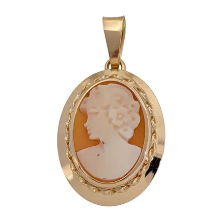 Caméhänge, 18K guld, Bronsil AB (SGP), svensk kontrollstämpel, längd inkl. ögla 26 mm, bredd 14 mm, fint skick Vikt: 1,5 g