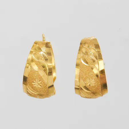 Örhängen, skeva, buckliga, 21K Vikt: 2,8 g