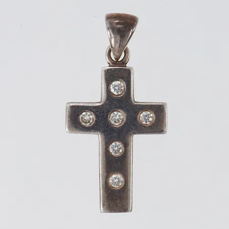 Hänge Kors med vita stenar, 26,5x13,5mm ink ögla, Silver 925/1000. Vikt: 1,8 g