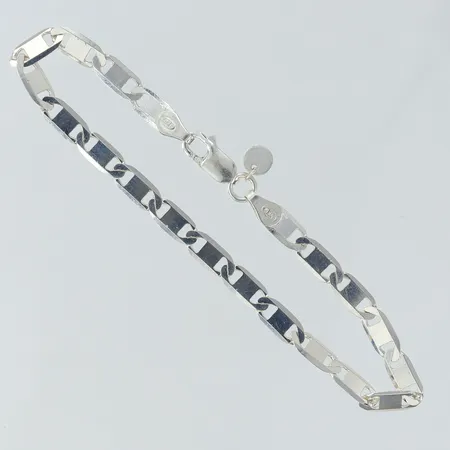 Armband platt pansar, längd 18cm, bredd 4,5mm, Silver 925/1000.  Vikt: 4,8 g