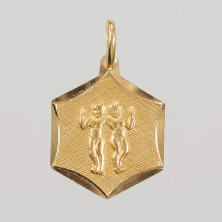 Hänge stjärntecken Tvillingarna, längd inklusive ögla 26mm, bredd 16,2mm, 18K, Vikt: 3,5 g
