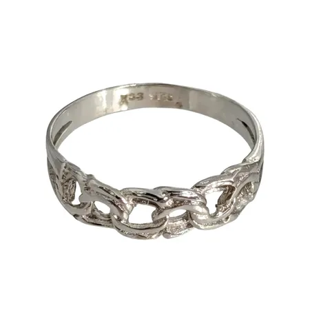 Ring Bismarck, silver 925/1000, Ø16½ mm, bredd 2,5-5 mm, tillverkare SSÄ, fint skick Vikt: 1,1 g