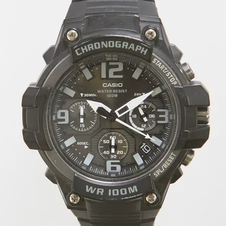 Herrur Casio plast quartz ref: MCW-100H, modul: 5434, plastband bygelspänne