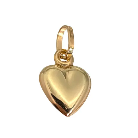 Hänge Hjärta, 18K guld, slät modell, längd inkl. ögla 14 mm, bredd 7,5 mm, tjocklek 2,5 mm, fint skick Vikt: 0,3 g