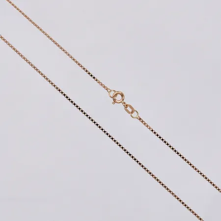 Kedja Venezia längd: ca 45cm bredd: ca 1mm GHA 18K Vikt: 4,7 g