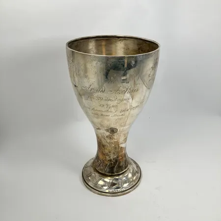 Pokal, höjd 23cm, Ø12,7cm, repor, gravyr, GAB, år 1923, silver,  Vikt: 338,9 g