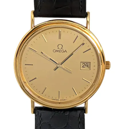 Herrur Omega, 18K guld, Ø33 mm, quartz - behov av nytt batteri, safirglas, serienummer 59403352, referensnummer 79101191, originalbox, garantikort (2005), pictograms, original skinnband och spänne, fint skick Vikt: 0 g