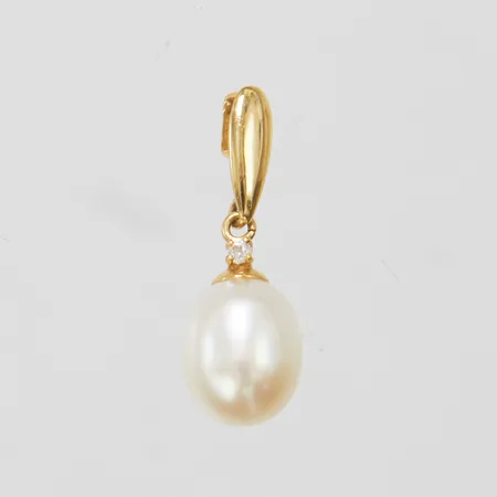 Hänge med droppformad odlad sötvattenpärla samt vit sten, 20,7x7,3mm, GHA, 18K Vikt: 1 g