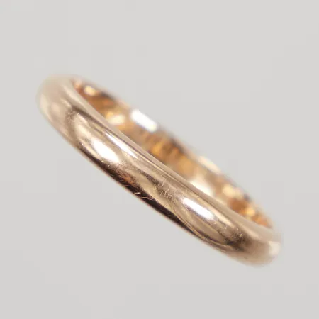 Ring stl 17½, bredd 3mm, gravyr, 18K Vikt: 3,7 g