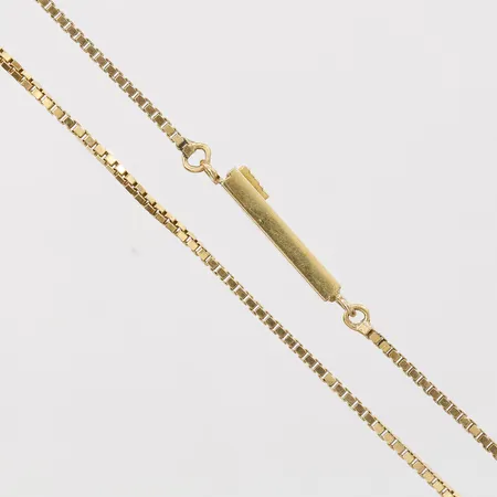 Kedja Venezia längd ca 36cm, bredd:1mm, graverat lås. 18K guld Vikt: 5,3 g