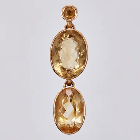 Hänge med tre citriner längd: ca 5,3cm bredd: ca 7-14mm DREAM 18K Bruttovikt Vikt: 15 g