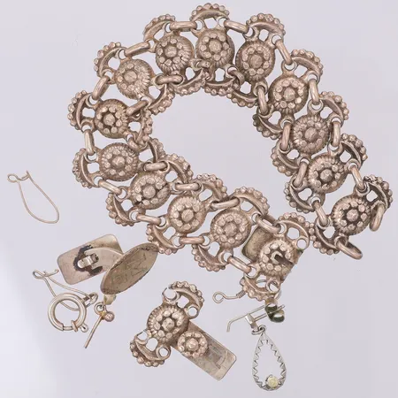 Diverse defekt Silver 830/1000 Vikt: 30,8 g