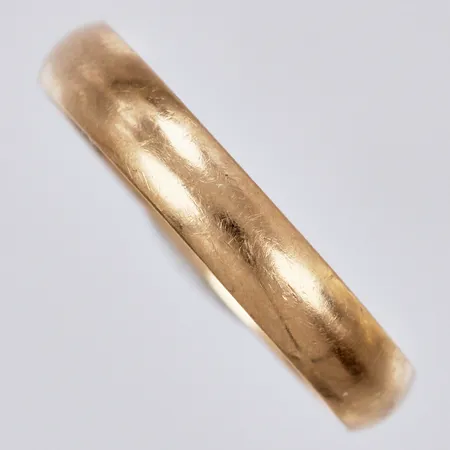 Ring stl: ca 19 bredd: ca 4mm graverat 18K  Vikt: 4 g