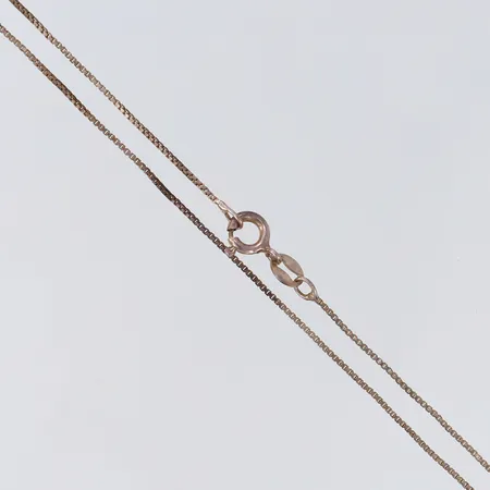 Kedja Venezia, längd 40,5cm, bredd 0,9mm, ojämn, silver 925/1000. Vikt: 1,9 g