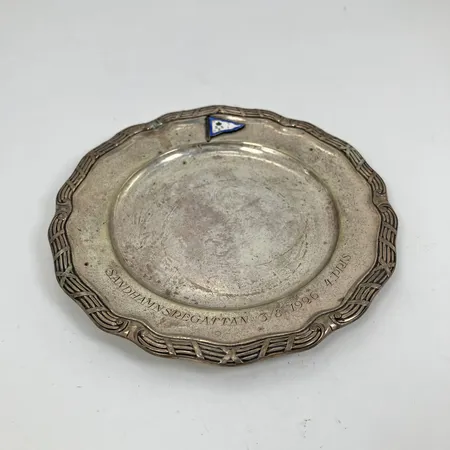 Fat ca Ø13,5cm, gravyr, silver Vikt: 84,8 g