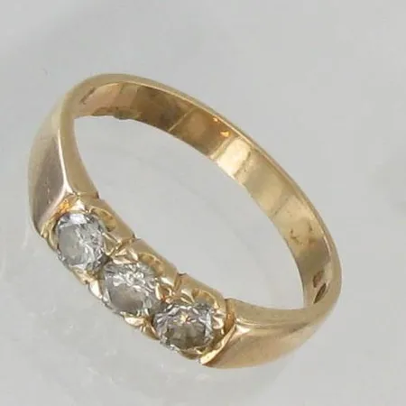 Timanttisormus 3xn.0.20ct, koko 17¾, 585, paino 3,2g Paino: 3,2 g