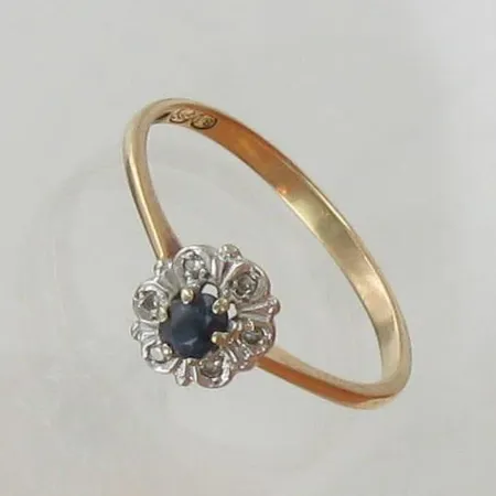 Timanttisormus sinisafiirilla 6xn.0,005ct kaivertamaton, koko 18, 585br paino 1,6g Paino: 1,6 g