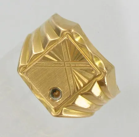 Kantasormus, viallinen, koko 19, 875, paino 6,7g Paino: 6,7 g