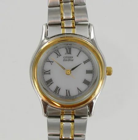 Naisten teräsrannekello Citizen Eco-Drive, Ø 27mm