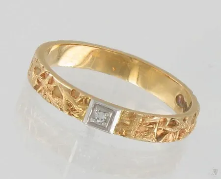 Timanttisormus 1x.0.01ct, Auran Kultaseppä Oy, koko 17½, 750 kelta- ja valkokulta, paino 2,8g Paino: 2,8 g