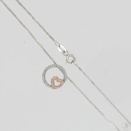 Timanttiriipus 40xn.0.005ct, Ø 12mm, ketjun pituus 40cm, 585 puna- valkokulta, paino 1,7g Paino: 1,7 g