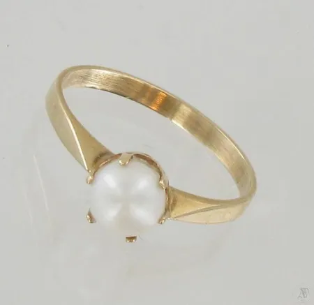 Helmisormus, helmen Ø 5,8mm, koko 16½, 585br, paino 1,6g Paino: 1,6 g