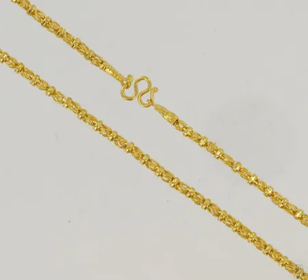 Kaulakoru, pituus 47,0cm, 900, paino 15,2g Paino: 15,2 g