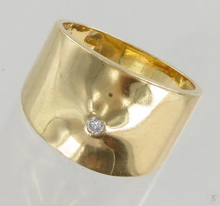 Timanttisormus 1xn.0.03ct, koko 17, 750, paino 5,8g Paino: 5,8 g
