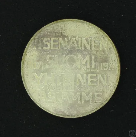 Juhlaraha, itsenäinen Suomi 60 vuotta, nimellisarvo 10mk, 500, paino 21,7g Paino: 21,7 g
