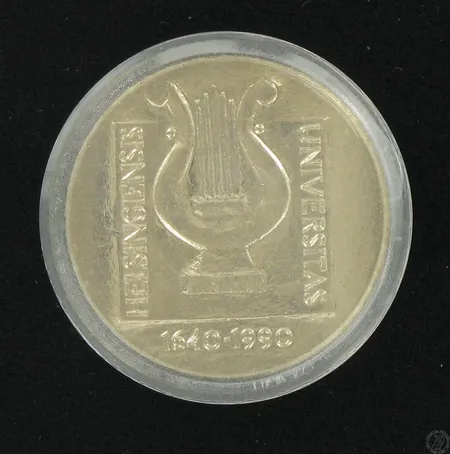 Juhlaraha, Helsingin yliopisto 350 vuotta, nimellisarvo 100mk, 830, paino 24,0g Paino: 24   g