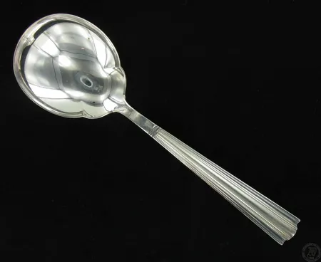 Tarjoilulusikka, Margit, pituus 200mm, 916, paino 77,1g Paino: 77,1 g