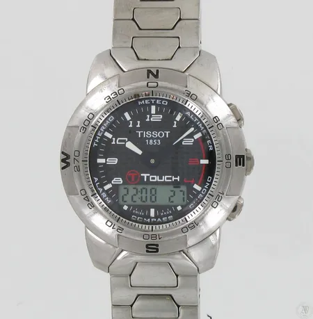 Miesten Titaniumrannekello Tissot T-touch quartz, Ø 41mm, käytön jälkiä