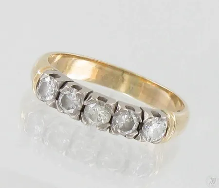 Timanttisormus 5xn.0.13ct, koko 17½, 585 kelta- ja valkokulta, paino 3,8g Paino: 3,8 g