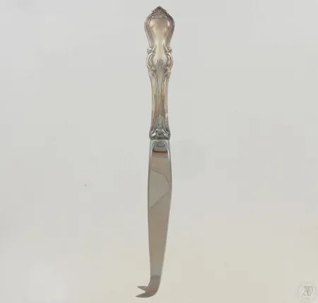 Juustoveitsi, Romantica, 830br, paino 50,7g Paino: 50,7 g