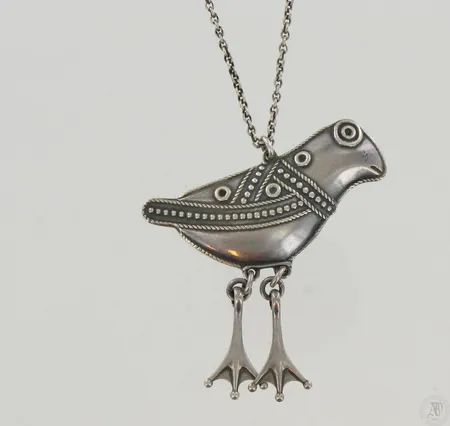 Kaulakoru, Hattulan lintu, Kalevala Koru, 925, paino 17,5g Paino: 17,5 g