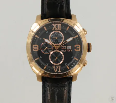 Miesten teräsrannekello Tommy Hilfiger quartz, nahkarannekkeella, Ø 54mm.