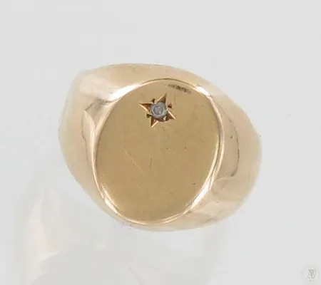 Viallinen kantasormus timantilla 1xn.0.005ct, kaiverrettu, koko 18, 585, paino 3,1g Paino: 3,1 g