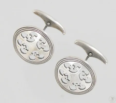 Kalvosinnapit Kalevala Koru, Ø 20mm, omassa laatikossa, 925br, paino 8,8g Paino: 8,8 g