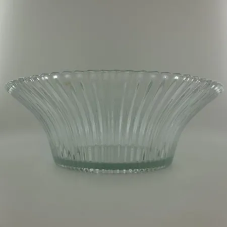 Tarjoilukulho, Säde, design Göran Hongell, mitat 70x200mm.