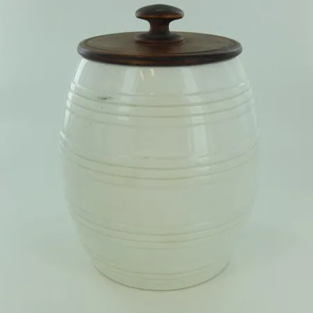 Purkki puukannella, Arabia, korkeus 140mm, piippuleimalla