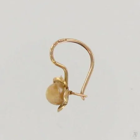 Viallinen helmikorvakoru, 585br, paino 0,5g Paino: 0,5 g