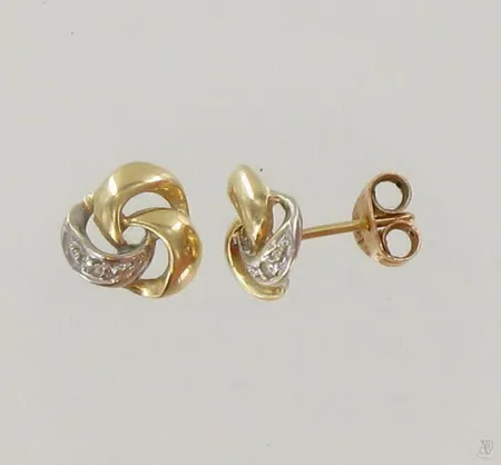 Kivikorvakorut, Ø 9mm, 585br, paino 1,2g Paino: 1,2 g