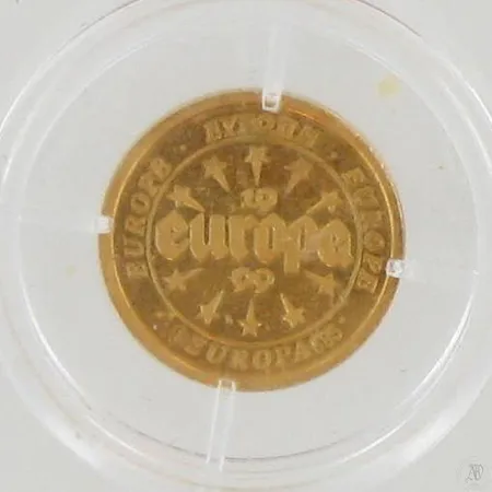 Kultamitali, Europe, vuodelta 1999, 585, paino 1,5g Paino: 1,5 g