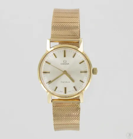 Kultarannekello Omega Geneve, mekaaninen, Ø 35mm, rannekkeen pituus 185mm, lasissa naarmuja,  585br, paino 63,8g Paino: 63,8 g
