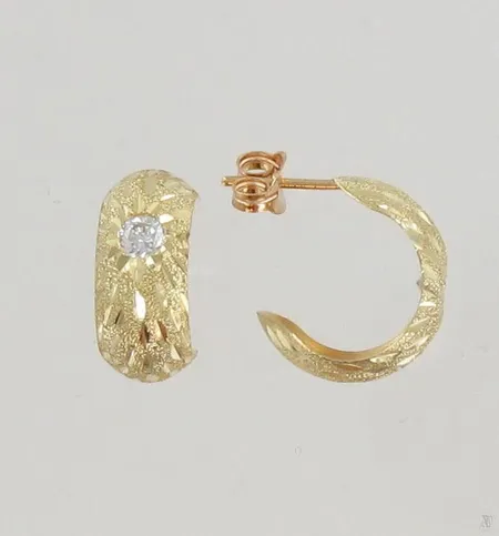 Kivikorvakorut, Ø 13mm, 585br, paino 1,4g Paino: 1,4 g