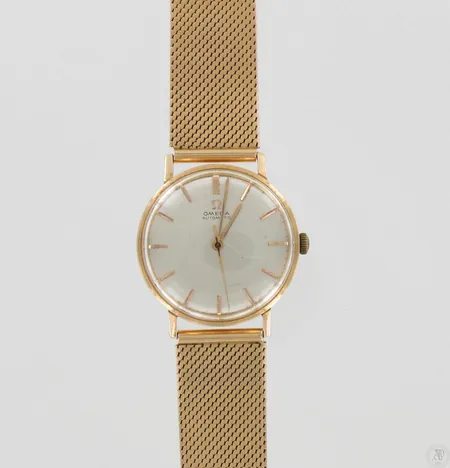 Kultarannekello Omega Automatic, käytön jälkiä, Ø 32mm, rannekkeen pituus 195mm, 585br, paino 78,4g Paino: 78,4 g